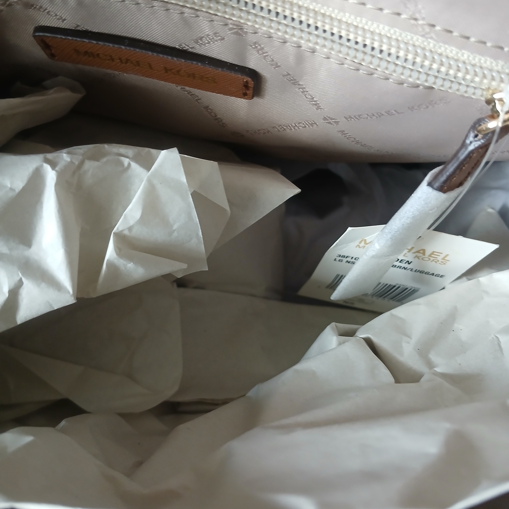 Michael Kors Black and Brown Satchel Set - Picture 4 of 13